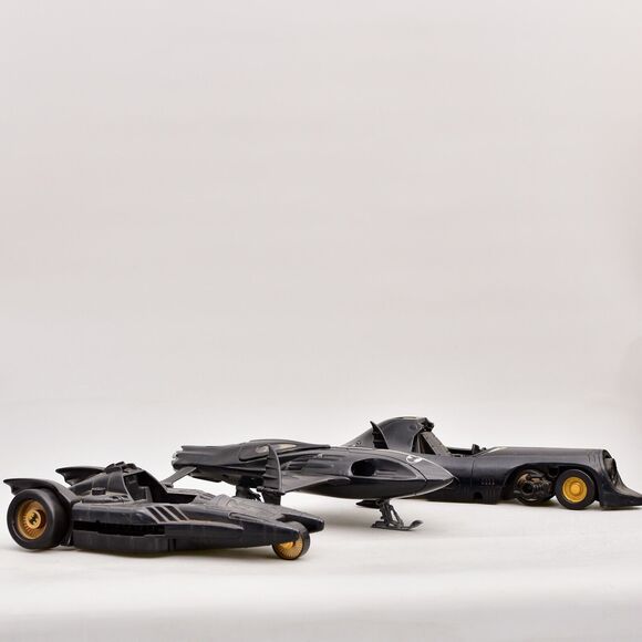 VINTAGE 1992 KENNER BATMAN VEHICLE BUNDLE LOT SKI BOAT BATMOBILE - Picture 14 of 14